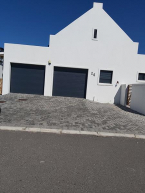 26 Sandy Cove